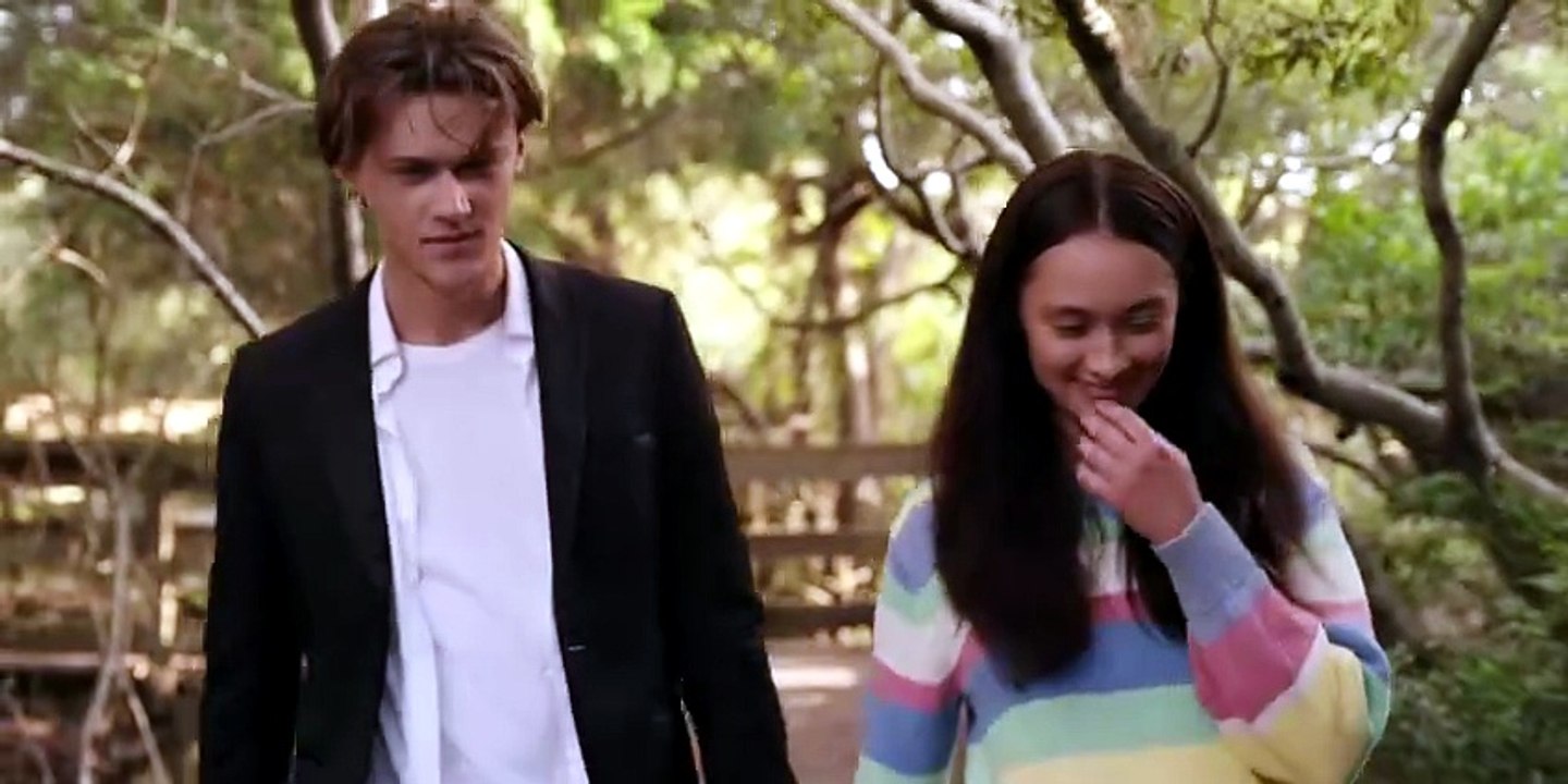 The Summer I Turned Pretty (2022) S2E1