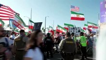 Протесты и овации: матч Ирана на ЧМ по футболу раскалывает диаспору