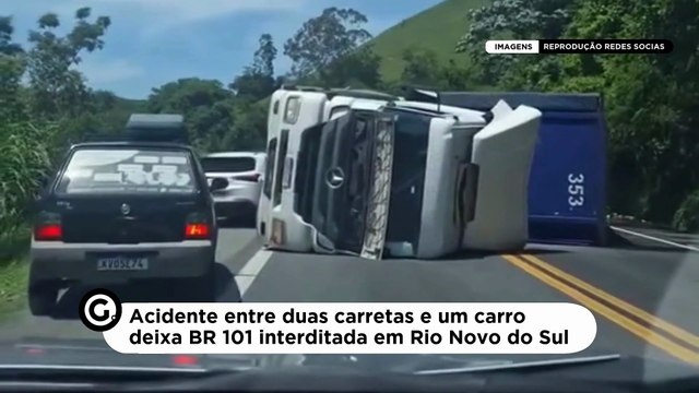 Acidente entre duas carretas e um carro deixa BR 101 interditada em Rio Novo do Sul