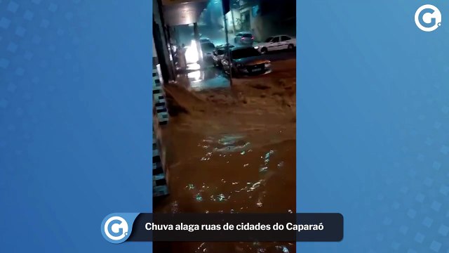 Chuva alaga ruas de cidades do Caparaó