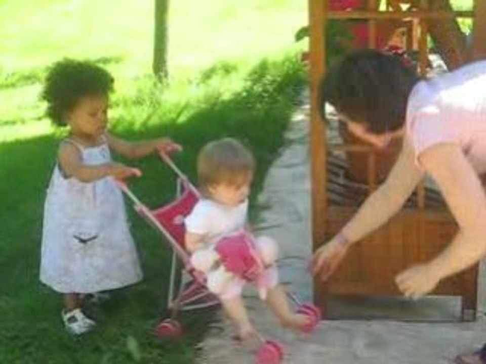 Les cousines en poussette 2 - 21 juin 2008