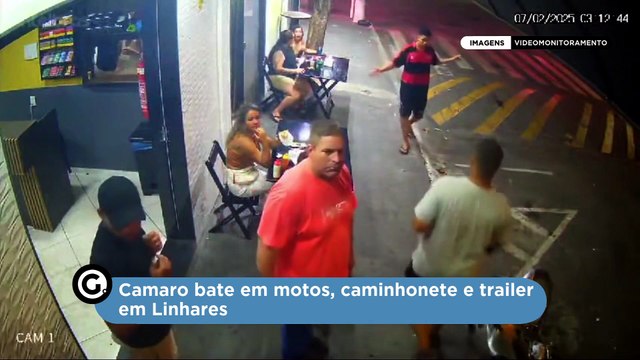 Camaro bate em motos, caminhonete e trailer em Linhares