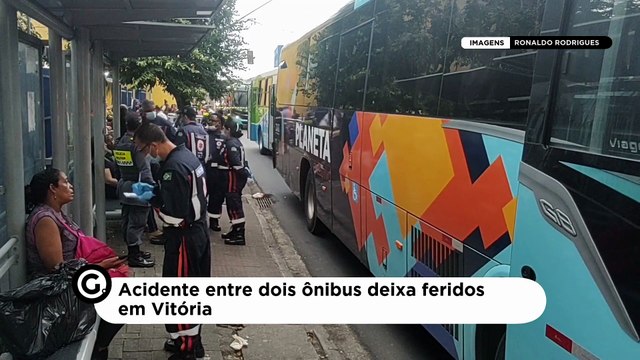 Acidente entre dois ônibus deixa feridos em Vitória