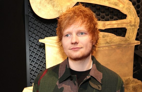 Ed Sheeran diz que pretende desacelerar carreira e focar na família: 'Fazer coisas de pai'