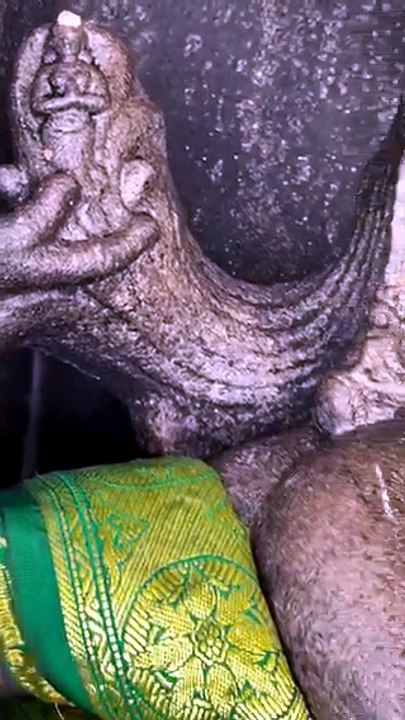 A Divine Sculpture with a Hidden Wonder