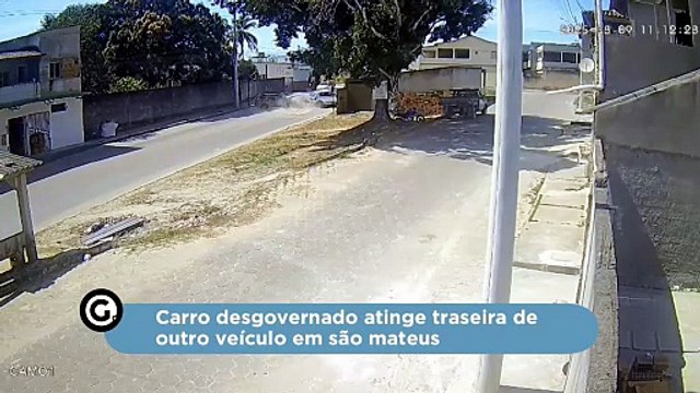 Carro desgovernado atinge traseira de outro veículo em São Mateus