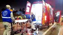 Acidente entre patinete e Duster mobiliza socorristas do SIATE na marginal da BR-277