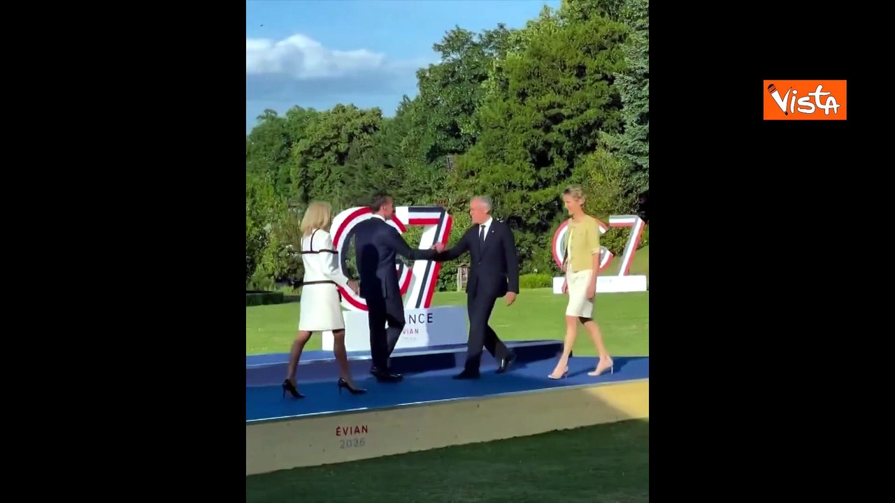 Da "Felicità" a Tom Petty, da 007 a Beethoven rock, l'omaggio musicale di Macron ai leader del G7