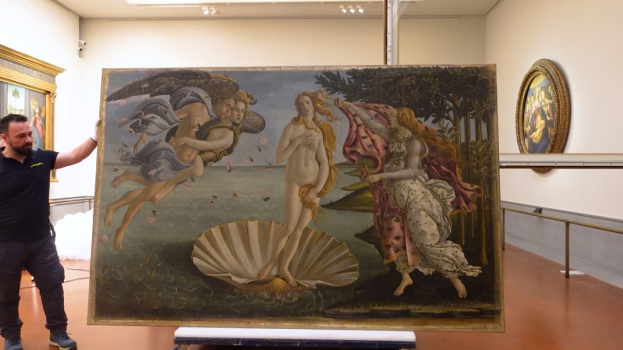 Uffizi, riaprono le sale del Botticelli: la Venere e la Primavera una di fronte all'altra
