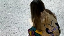 Daughter joyfully reunites with her dad after a month apart