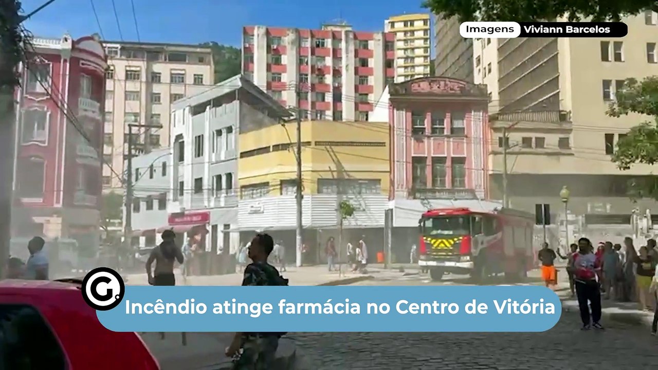 Incêndio atinge farmácia no Centro de Vitória