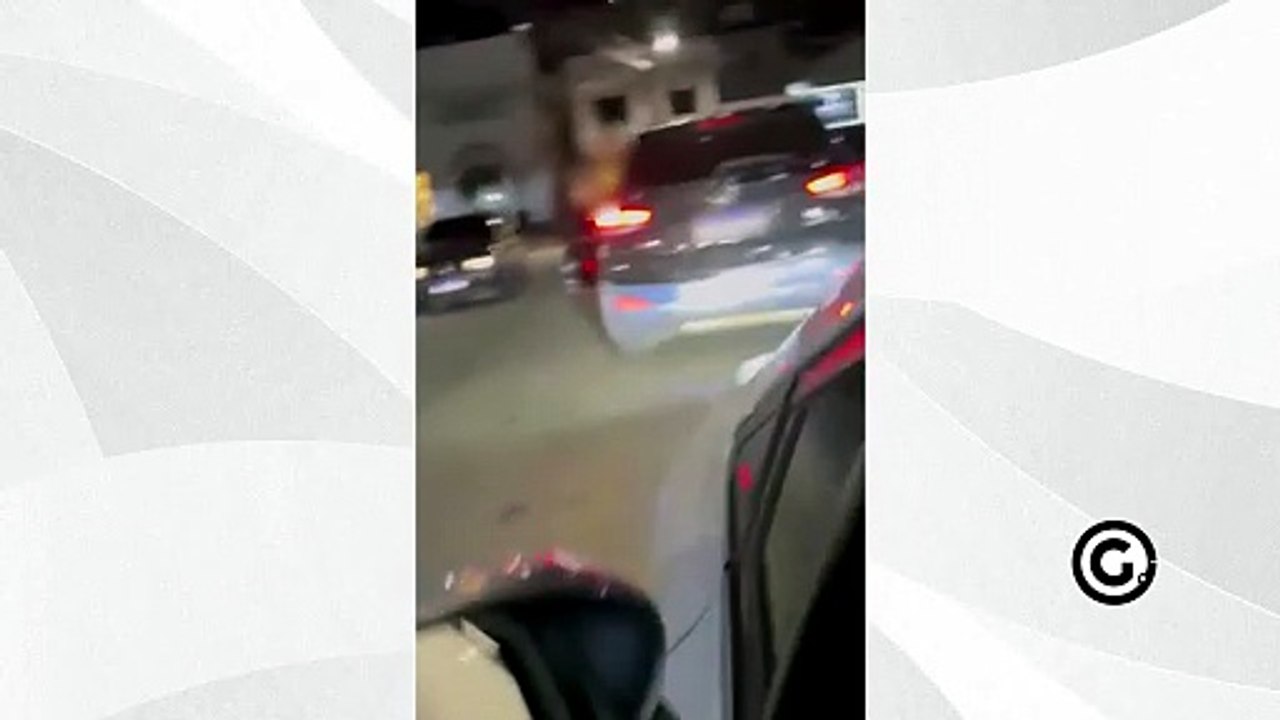 Motorista chuta carro de mulher em briga de trâ...