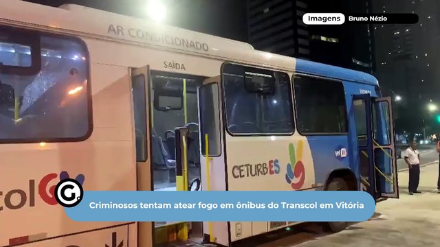 Criminosos tentam atear fogo em ônibus do Transcol em Vitória
