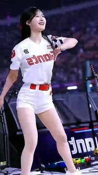 Energetic K-Pop Cheerleading Fancam: Jeong Seol-ah Dance + Cheerleader EP 71
