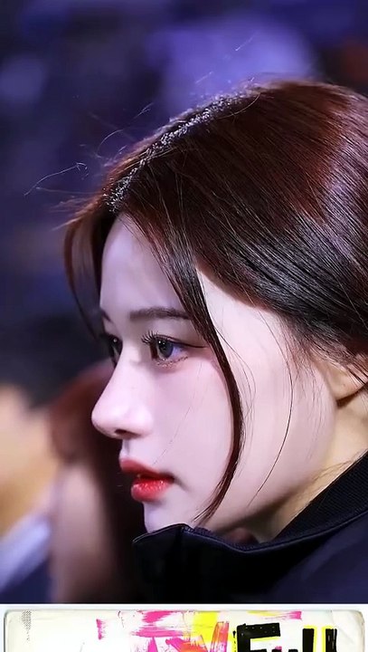 Beautiful Korean Cheerleader Lee Yebin Sideline Moments + Cheerleader EP 73