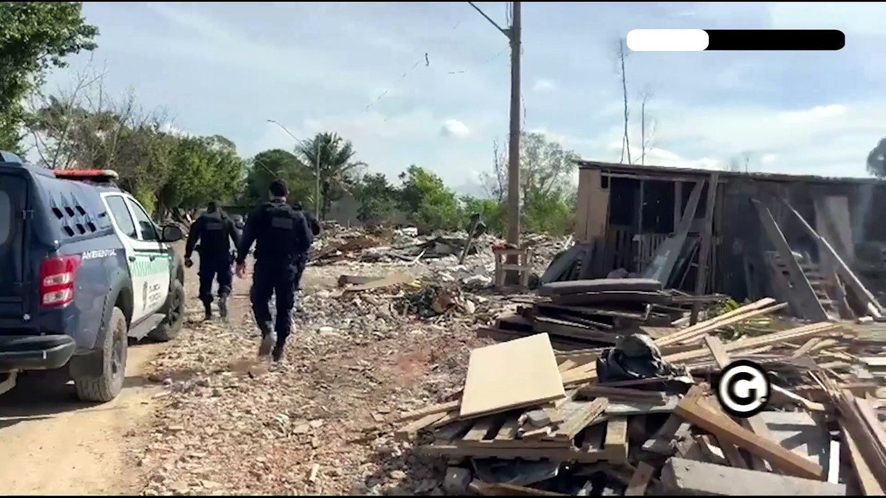 Carvoaria ilegal é fechada pela polícia em Vila Velha