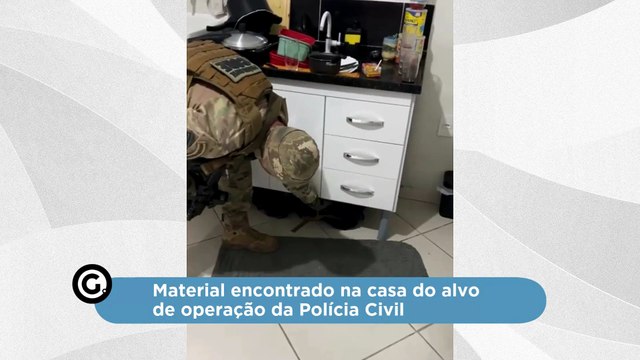 Material encontrado na casa do alvo de operação da Polícia Civil