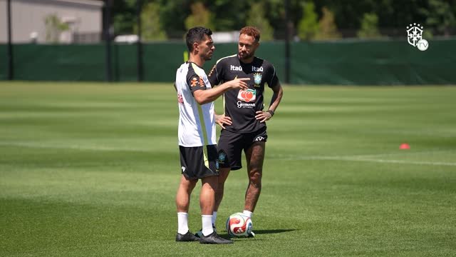 Brésil - Le grand retour de Neymar à l'entraînement !