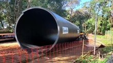 Primeiro tubo da megaobra contra alagamentos chega a Umuarama