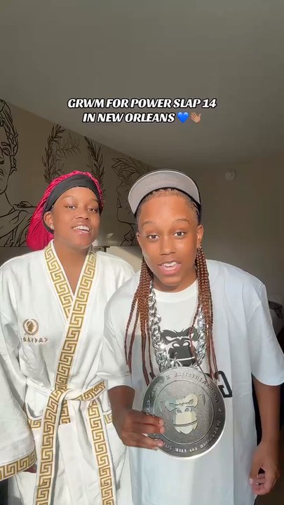 Powerslap X Nola 💙⚜️ where do they have the best beignets? 👀 #foryou #twins #neworleans @Power Slap
