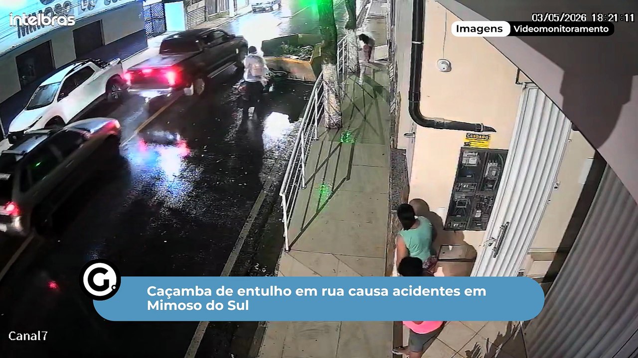 Caçamba de entulho em rua causa acidentes em Mimoso do Sul; veja vídeo