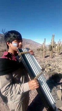 Utilizaron sikus para tocar el Himno Nacional Argentino
