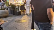 Lo scherzo del finto cane
