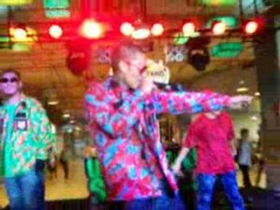 Fancam:  Buddha Bless - Kae Kon Toh Pit + Lum Yong (220608)