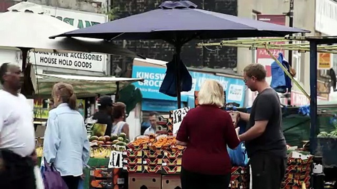 Scam City S02E07 France-Paris