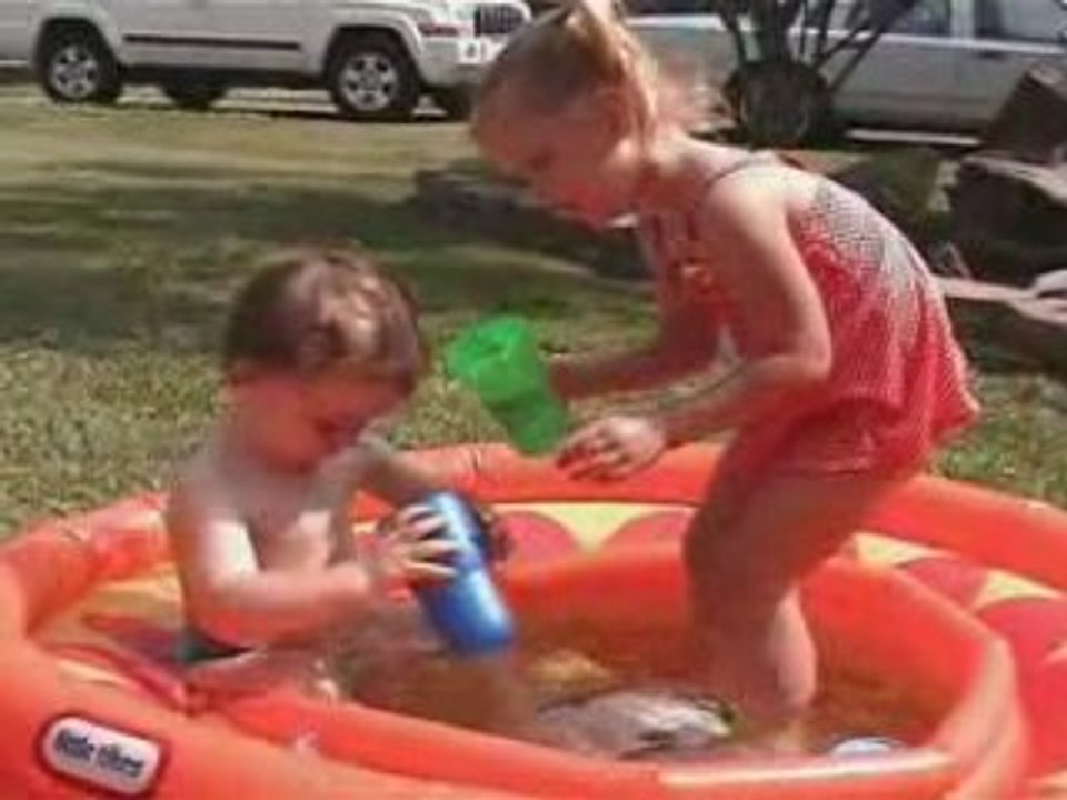 Dakoda Emma pool