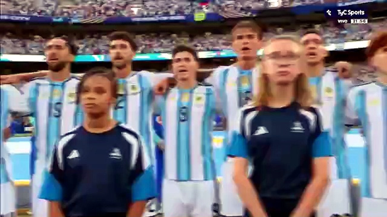 CORTO La Selección canta Himno Nacional Argentino