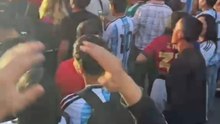 México grita y celebra el Hat-Trick de Lionel Messi