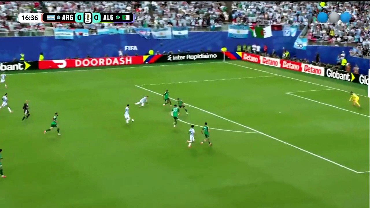 El golazo de Messi que abrió el partido la Selección ante Argelia