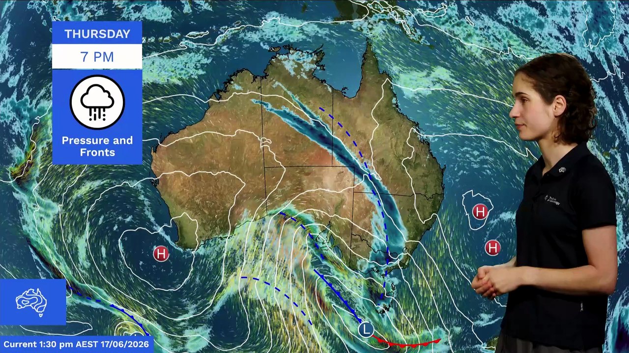 Rain band moves into east, and warm morning in the south-east