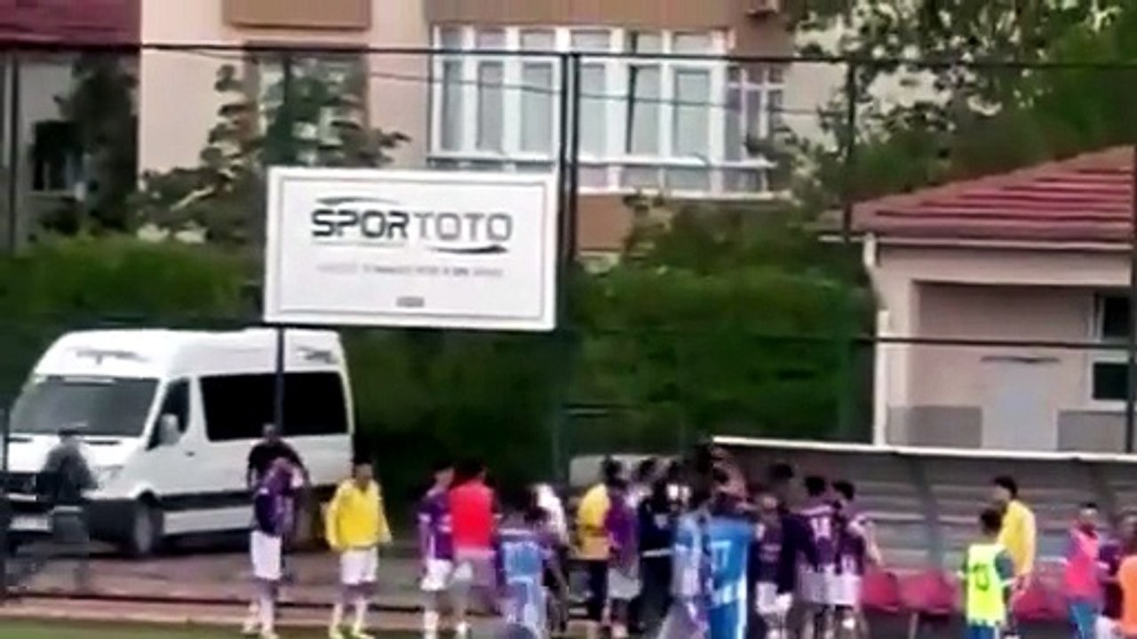 Kayseri’de amatör maçta hakeme saldırı | Ajansspor | IHA