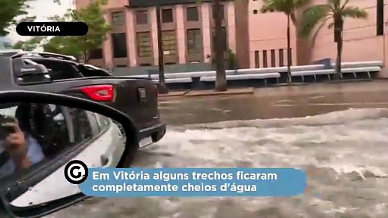 Em Vitória alguns trechos ficaram completamente...