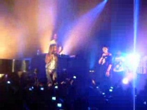 Lea Castel et Sheryfa Luna- Il avait les mots