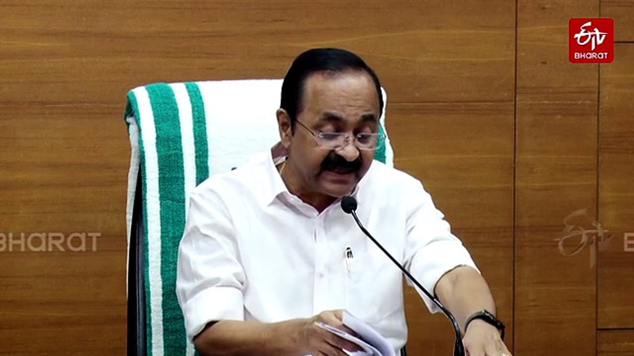 പിഎം ശ്രീ പദ്ധതി തുടരും; കരിക്കുലത്തിൽ കേന്ദ്ര ഇടപെടൽ അനുവദിക്കില്ലെന്ന് മുഖ്യമന്ത്രി