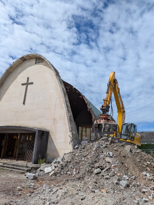 L'église de Serqueux est détruite