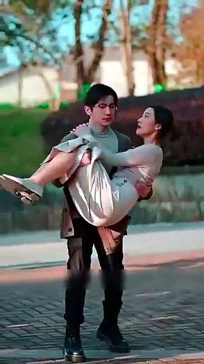 Forced to Marry a Vegetative Billionaire—She Wakes Him Up on Their Wedding Night! #cdrama