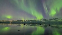 A delightfully enchanting dance of the Aurora Borealis *Northern Lights Time-lapse*