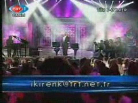 Ozcan deniz zorun ne benle ask