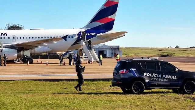 Operação da Polícia Penal Federal transfere presidiários pelo Aeroporto de Cascavel