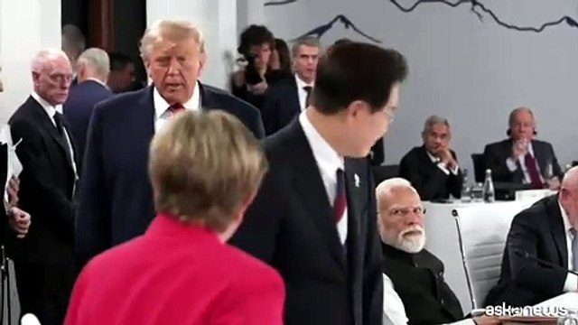 G7, Trump arriva alla riunione e dice: Sono il boss