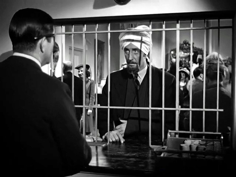 The Spider Woman (1943)