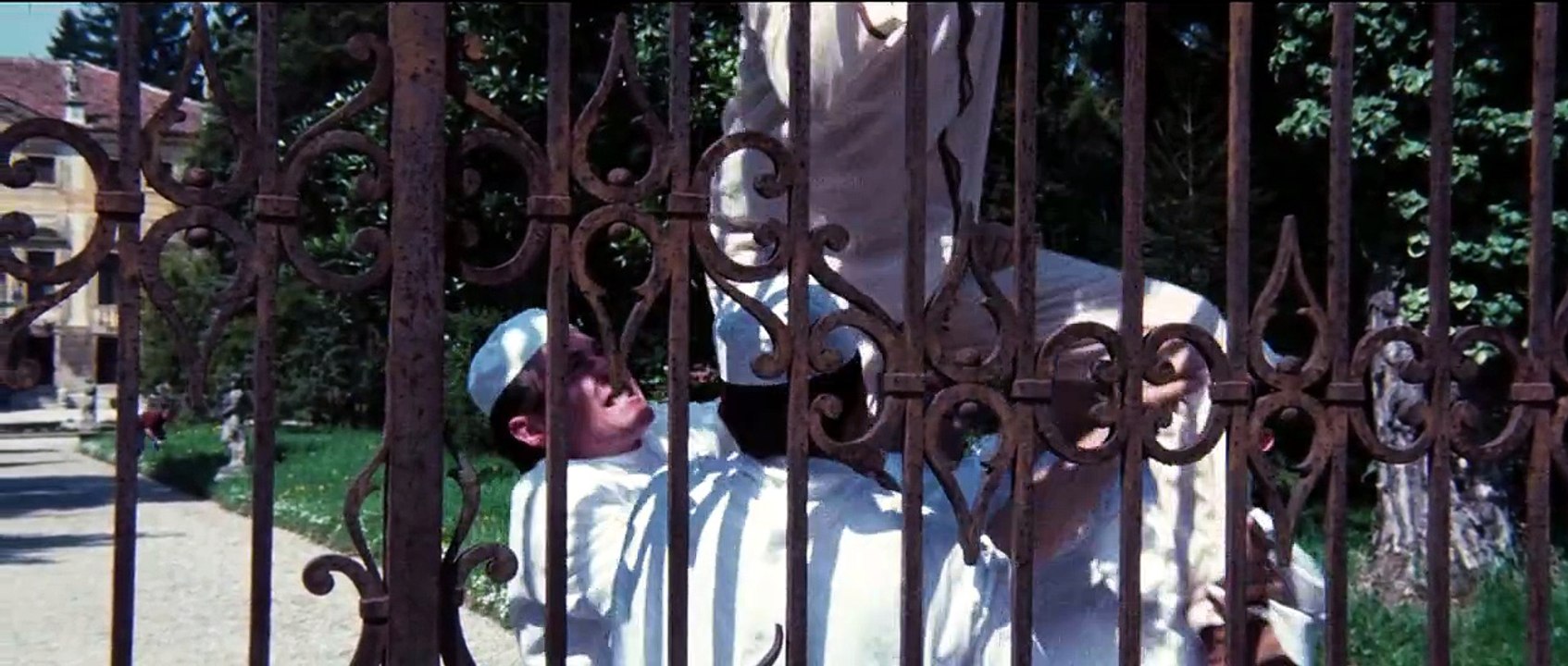 LA NOTTE CHE EVELYN USCÍ DALLA TOMBA    (Emilio P. Miraglia; Giallo-Horror; 1971)