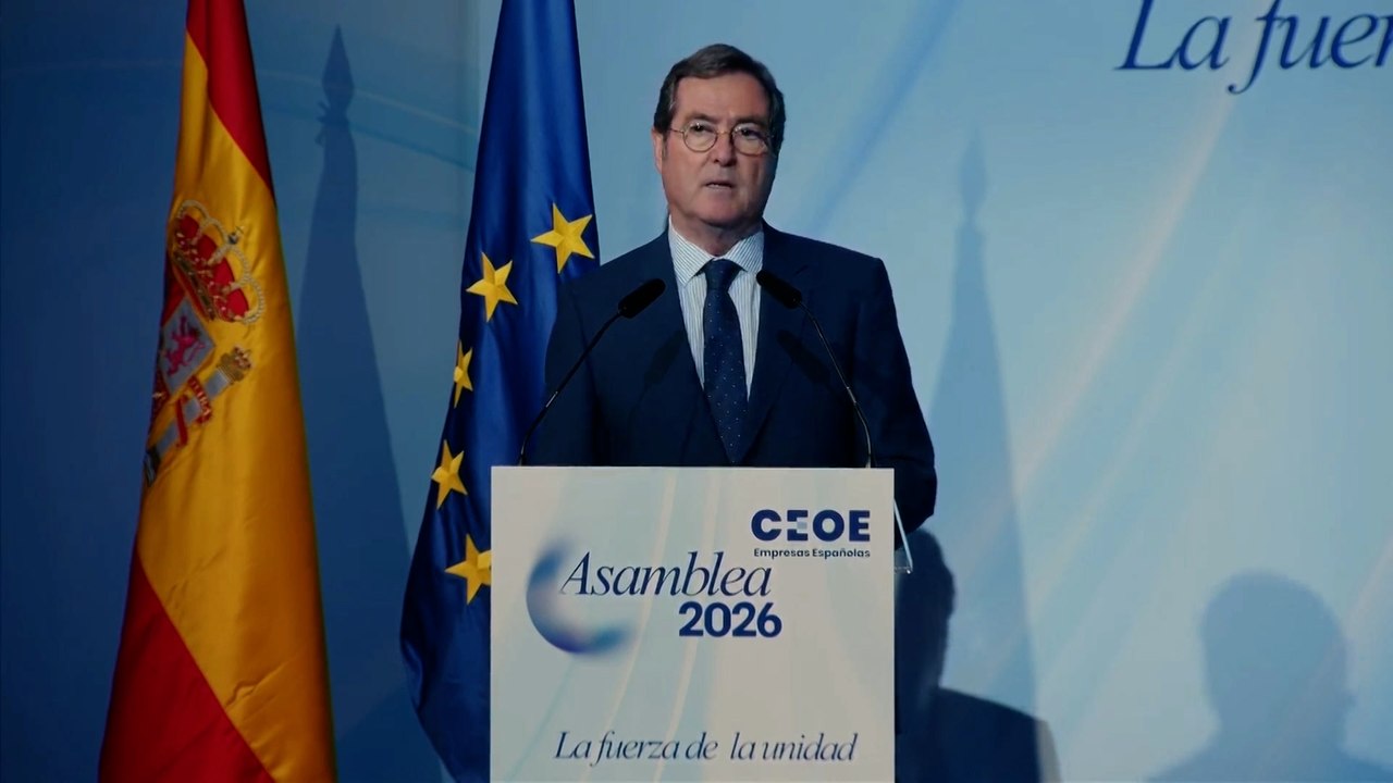 Antonio Garamendi alerta de un escenario "desolador" y reivindica la separación de poderes