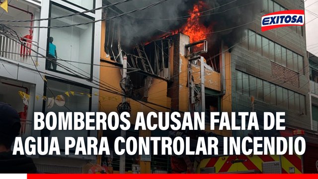 Alarma y tensión en Gamarra: Voraz incendio consume locales y bomberos anuncian falta de agua