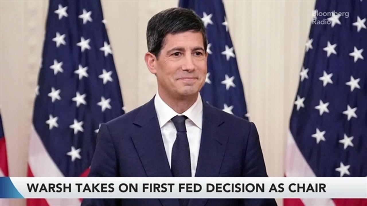 Warsh Faces First Big Test as Fed Chair