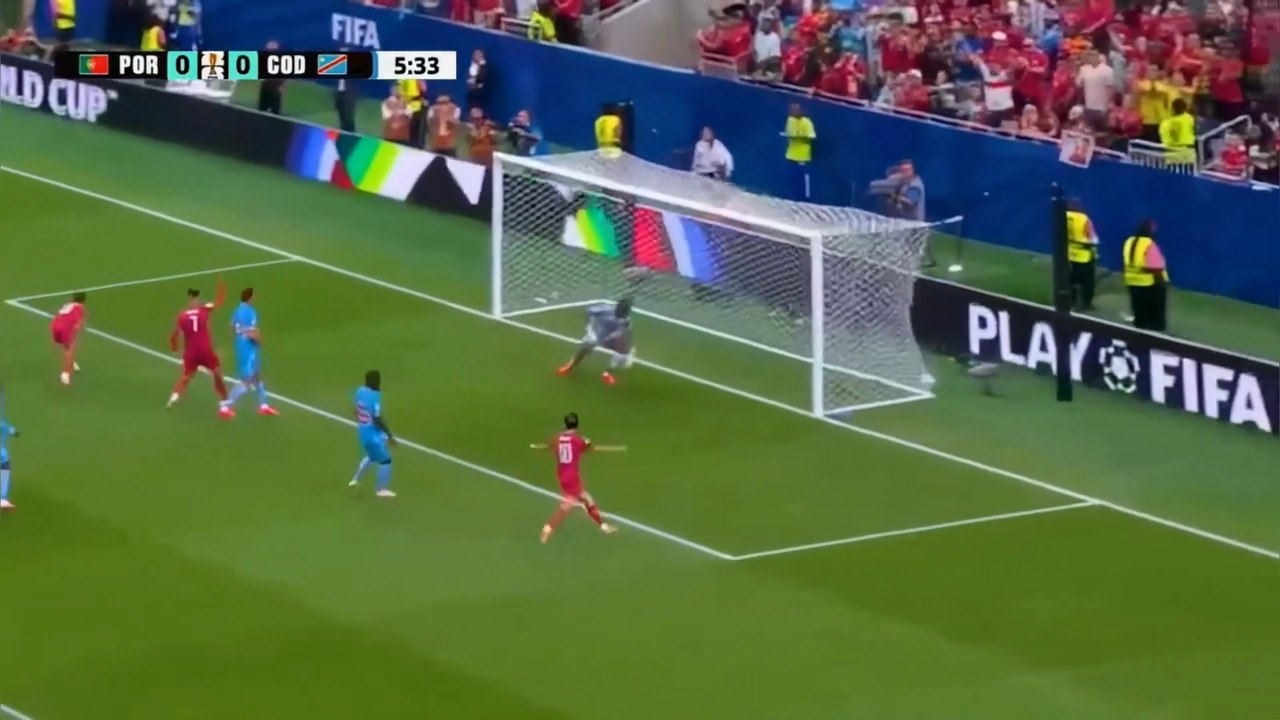 Cristiano Ronaldo STRUGGLES in Portugal v DR Congo. Bad World Cup start...